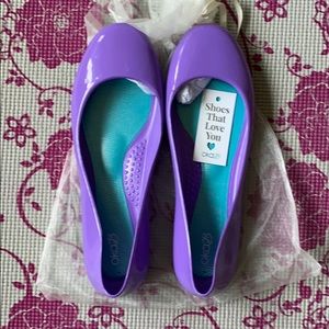 Oka B Taylor Shiny Ballet Flats